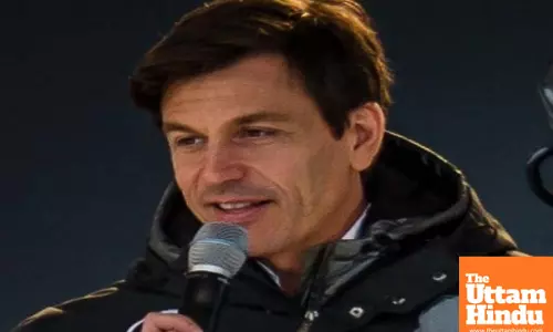 Toto Wolff calls Lewis Hamilton’s Ferrari photos ‘iconic’