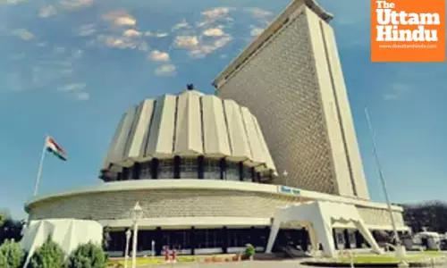 400 Maha legislature employees face disciplinary action for skipping Republic Day function