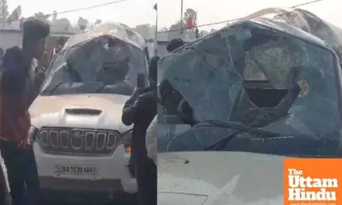 5 Nepalese Nationals Killed as SUV Overturns to Avoid Stunt Biker After Maha Kumbh