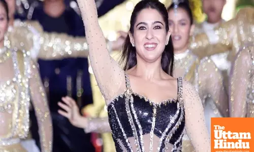 Sara Ali Khan lights up Birsa Munda International Hockey Stadium with her stellar performance