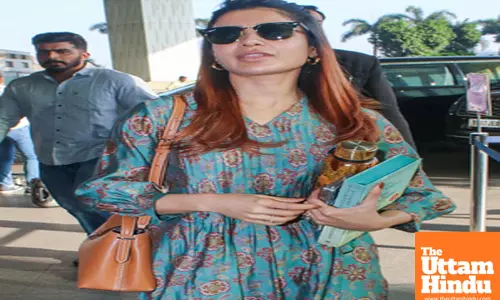 Celebrities Spotted At Airport