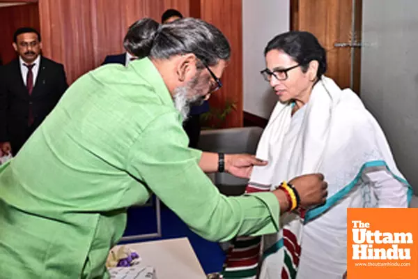 Jharkhand CM Hemant Soren meets WB CM Mamata Banerjee