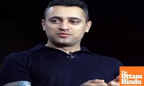 ​Imran Khan makes rare appearance to support his cousin Junaid Khan