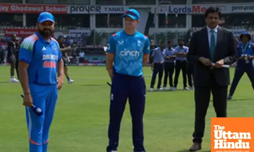 1st ODI: Kohli out with knee injury as England elect to bat first