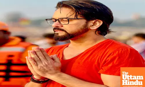 BJP MP Anurag Thakur takes a holy dip at Triveni Sangam