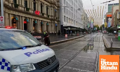 Police investigating after teenager with gunshot wound arrives at Sydney hospital