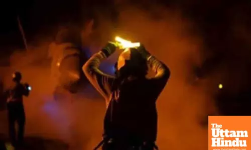 Two killed as Yemeni govt forces repel Houthi attacks in oil-rich province