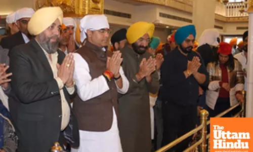 BJP candidates visit and offer prayers at Gurdwara Bangla Sahib