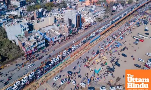 Massive 300-km traffic jam on route to Maha Kumbh leaves lakhs of pilgrims stranded