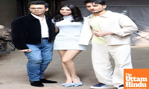 Ibrahim Ali Khan & Khushi Kapoor spotted with Karan Johar at Filmalaya