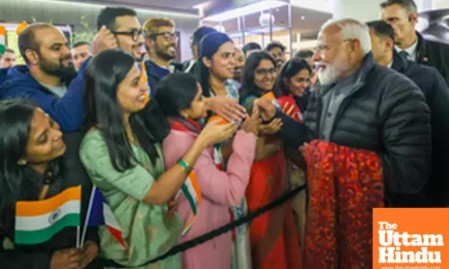 PM Modi receives warm welcome by Indian Community