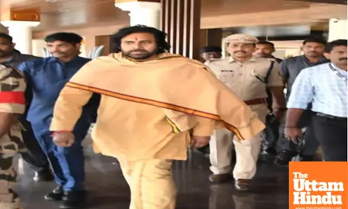 Pawan Kalyan begins temple tour to Kerala, Tamil Nadu