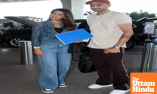 Celebrities Spotted At the Mumbai Airport