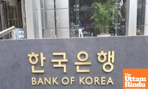 Foreigners maintain net selling mode in South Korean stock, bond markets in Jan