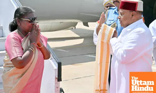 President Droupadi Murmu arrives in Bengaluru