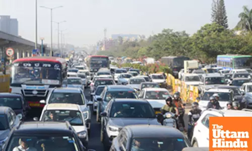 Traffic jam at the Airport Road due to the last day of Aero India 2025 at Yelahanka Air Force Station