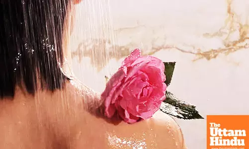 Achieve a radiant, Rosy glow with these simple rose-based skin remedies