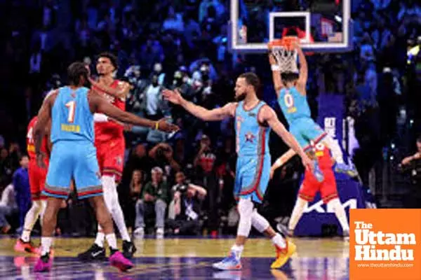 Stephen Curry shines as Shaq’s OGs win 1st NBA All-Star mini-tournament Stephen Curry shines as Shaq’s OGs win 1st NBA All-Star mini-tournament