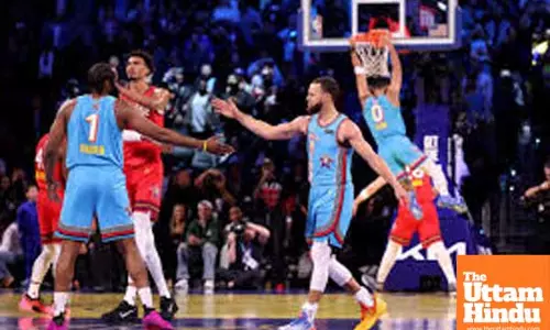 Stephen Curry shines as Shaq’s OGs win 1st NBA All-Star mini-tournament