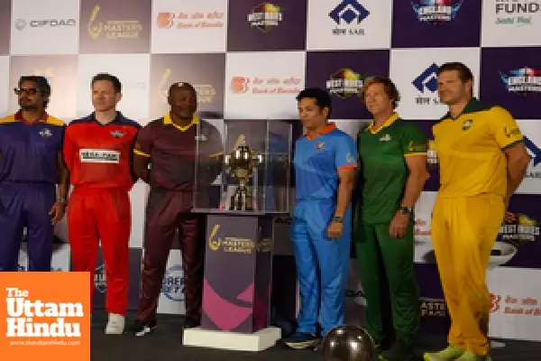 Tendulkar, Lara, Sanga set to renew rivalry as IML unveils the trophy for inaugural season Tendulkar, Lara, Sanga set to renew rivalry as IML unveils the trophy for inaugural season