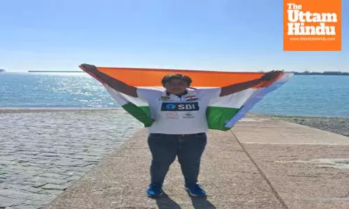 16-Year-Old Makes History as First Girl with Autism to Swim Across English Channel