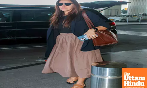 Celebrities make a stylish touchdown at Mumbai airport