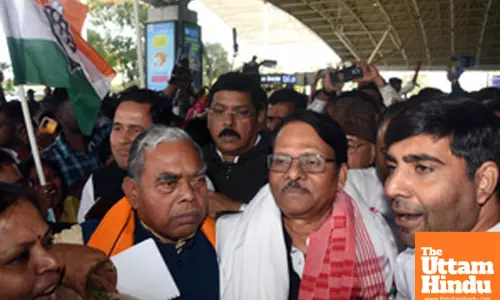 Newly appointed Jharkhand Congress in-charge K Raju and Jharkhand Congress President Keshav Mahato receive a warm welcome