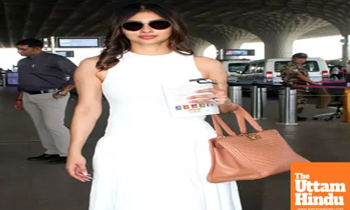 Celebrities Spotted At Airport