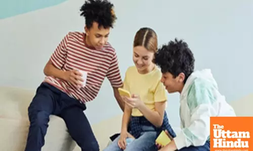 Only 1 hour of daily screen use can up nearsightedness risk: Researchers