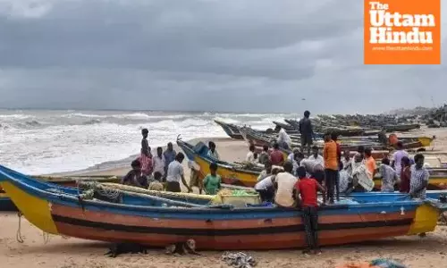 Sri Lankan Navy arrested 32 Indian fishermen, seized five boats