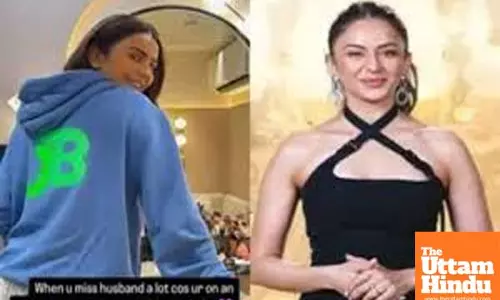 This is what Rakul does when she misses hubby Jackky Bhagnani a lot