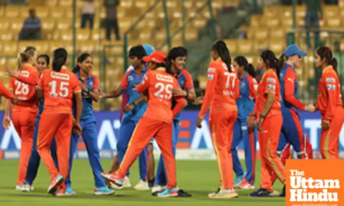 Womens Premier League 2025 match between Delhi Capitals and Gujarat Giants