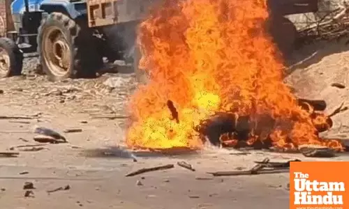 Violent Clash Erupts Between Two Communities Over Flag Hoisting Dispute