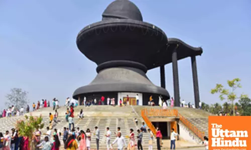 Devotees stand in queue to offer prayer at Maha Mrityunjay Temple