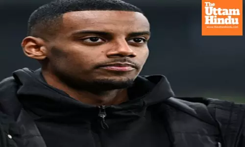 Isaks injury not long-term but Newcastle not willing to take risks: Eddie Howe