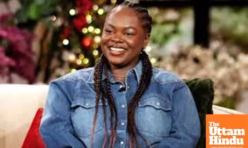 Snoop Doggs daughter delivers first baby 3 months before her due date