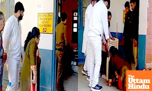 Sirsa Admins Claims Exposed as Disabled Woman Crawls to Booth Due to Lack of Wheelchair