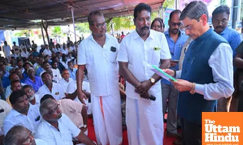 TN govt must take constructive approach to solve fishermen issue: Guv RN Ravi