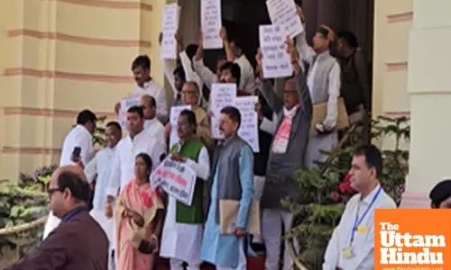 Left parties MLAs hold protest outside Bihar Assembly ahead of budget presentation