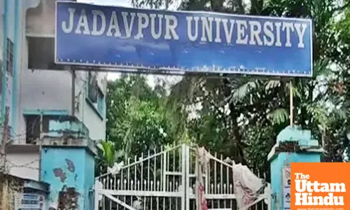 Amid students protest, Jadavpur University vice-chancellor hospitalised