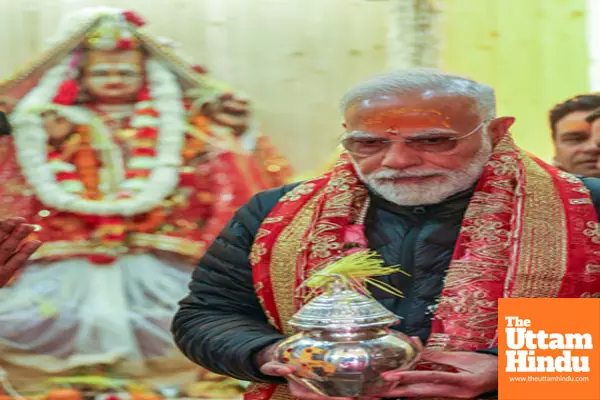 PM Modi offers prayers to Goddess Ganga PM Modi offers prayers to Goddess Ganga