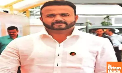 Maha Minister files breach of privilege notices against Sanjay Raut, Rohit Pawar; Speaker refers to committee