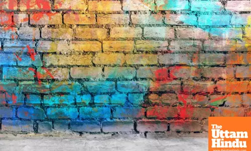 Tips to Protect Walls and Clean Holi Colors Easily