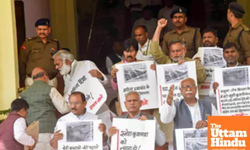 CPI-ML MLAs Protest Against State Government During Budget Session