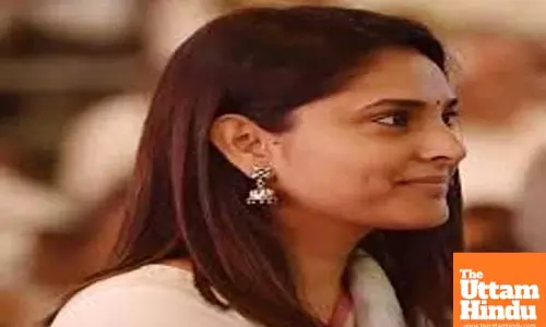 Divya Spandana welcomes Karnataka govt’s decision to cap prices of movie tickets at Rs 200 across state