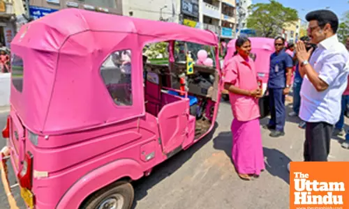 TN CM Flags Off Womens Autos