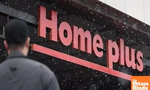 State pension fund retrieves half of $423.5 million investment in Homeplus