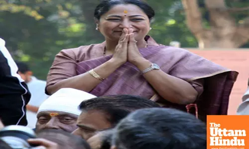 Holi Mangal Milan organized by the Religious Ramlila Committee