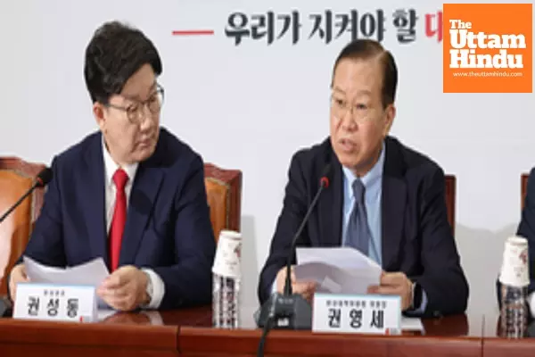Impeached South Korean President Yoon meets ruling party leadership day after release from jail Impeached South Korean President Yoon meets ruling party leadership day after release from jail