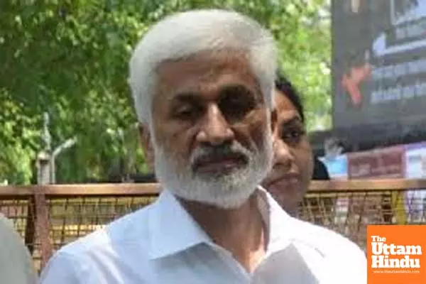 Vijayasai Reddy appears before CID in Kakinada Seaports case Vijayasai Reddy appears before CID in Kakinada Seaports case